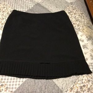 Wome black office skirt